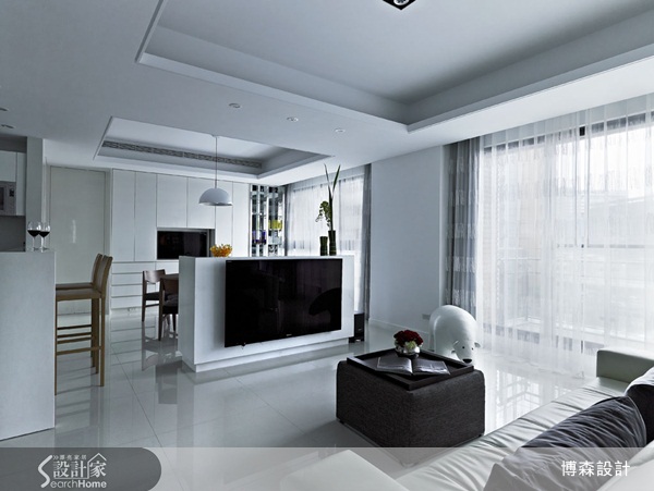 原本住在兩層樓住宅的屋主，買下單層40坪的新居後，空